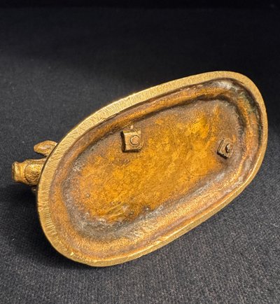 Vergoldete Bronze-Tierskulptur „Schwein“, spätes 19. Jahrhundert