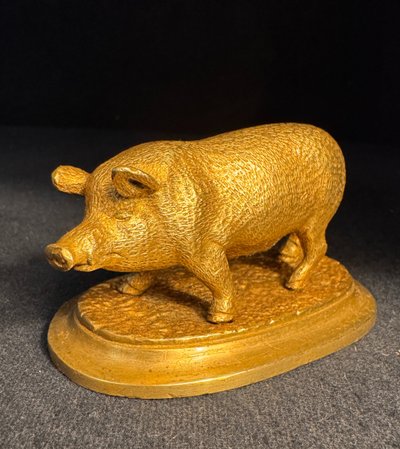 Vergoldete Bronze-Tierskulptur „Schwein“, spätes 19. Jahrhundert