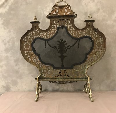 Beautiful 19th century bronze fireplace screen
