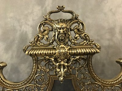 Beautiful 19th century bronze fireplace screen