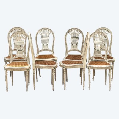 8 Chairs