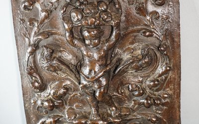 PUTTO, Bas relief cuivre sur bois, XIXème