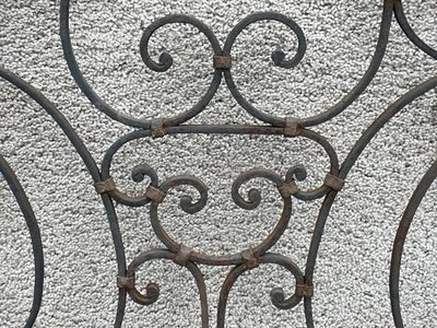 Coppia di porte in ferro battuto