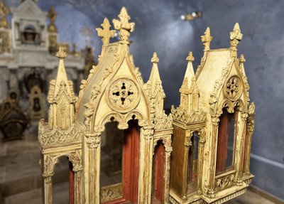 Importante Paire De Reliquaires Néogothiques – XIXe