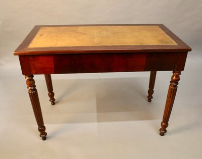 Bureau Plat En Acajou XIXème Dessus Cuir