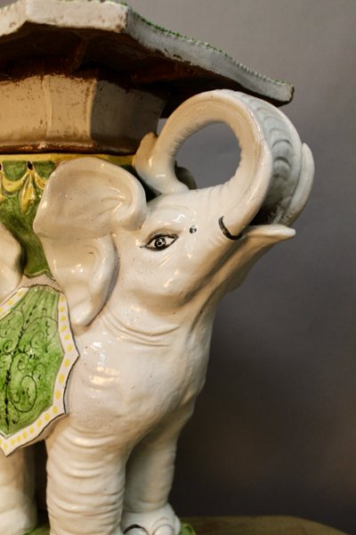 Sella a scacchi in ceramica Double Elephant
