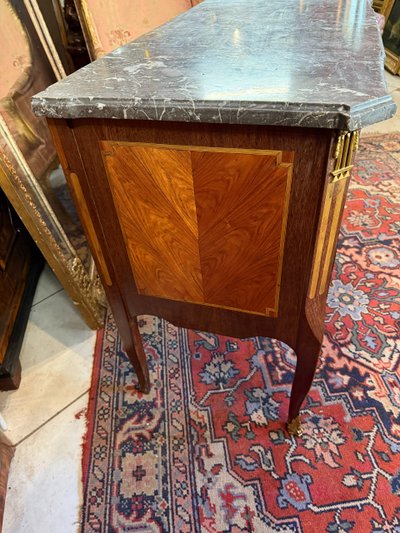 COMMODE DITE SAUTEUSE LOUIS XV TRANSITION 18ème