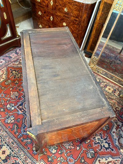 COMMODE DITE SAUTEUSE LOUIS XV TRANSITION 18ème