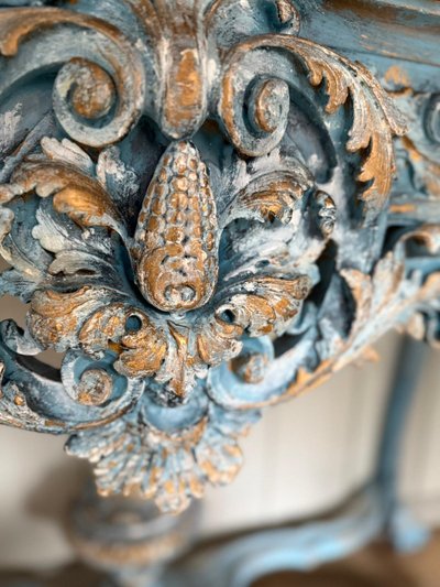 Console italienne avec mascarons et belle sculpture datant du 19e siècle 