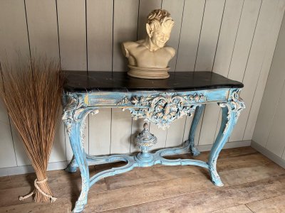 Console italienne avec mascarons et belle sculpture datant du 19e siècle 