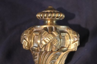 Paire de portes embrasses à rideaux en bronze de style Louis XVI époque 19ème