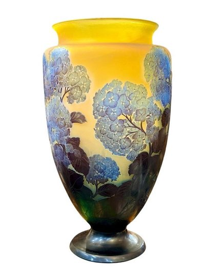 Emile Gallé Monumentale Jugendstil-Vase "Hortensien"
