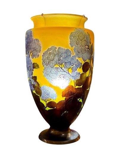 Emile Gallé Monumentale Jugendstil-Vase "Hortensien"