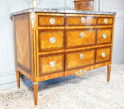 Commode Louis XVI Estampillée M. Ohneberg