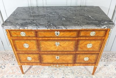 Commode Louis XVI Estampillée M. Ohneberg