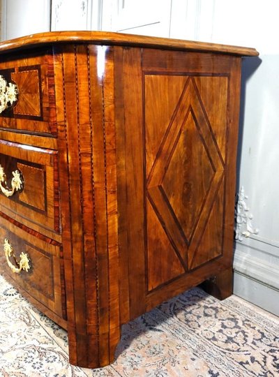 Commode Du Dauphiné d'époque Louis XIV