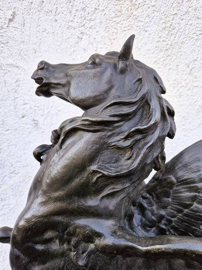 E Picault, Persée ou la naissance de Pégase, Scultura firmata, fine XIX secolo