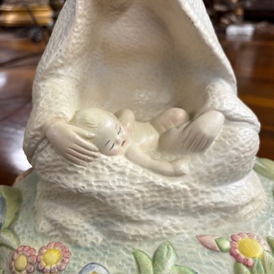 Madonna Del Giglio 1935 Lenci Torino. Disegno di Sandro Vacchetti. H 22