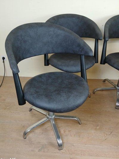 Set di quattro poltrone d'epoca circa 1980