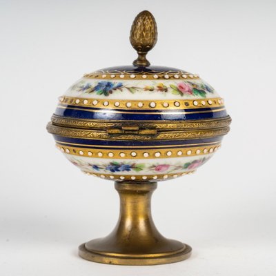 Kleine Bonbonniere auf Fuß, Epoche Napoleon III