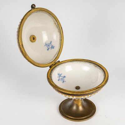 Kleine Bonbonniere auf Fuß, Epoche Napoleon III