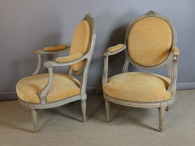 Salon en bois laqué style Louis XVI