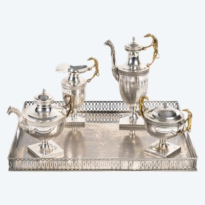 Un Service Thé Et Café Art Deco En Métal Argenté Et Vermeille