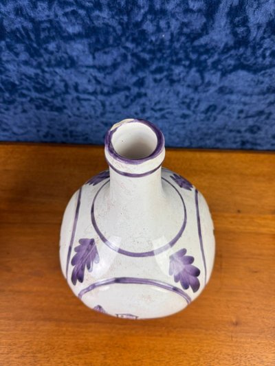 Due grandi vasi da farmacia in ceramica italiana del XX secolo