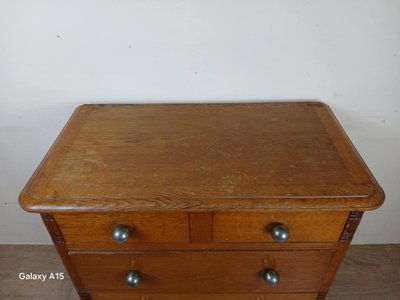 Cassettiera da donna d'epoca in rovere biondo