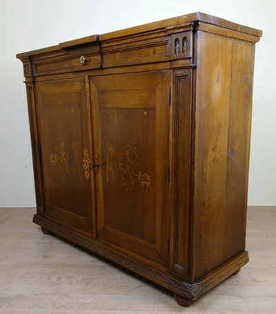Buffet coloniale d'epoca Napoleone III con intarsi a decoro orientale