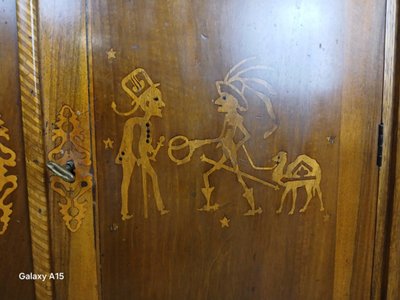 Buffet coloniale d'epoca Napoleone III con intarsi a decoro orientale