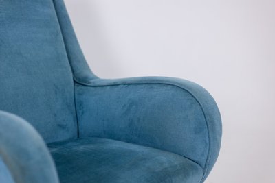 Sessel aus blauem Samt, Beine aus Buchenholz. 1950er Jahre. LS4410409A