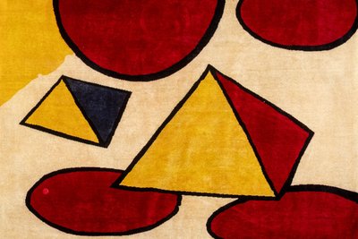 Hand-woven tapestry inspired by Alexander Calder. June 2023. LS60185009B