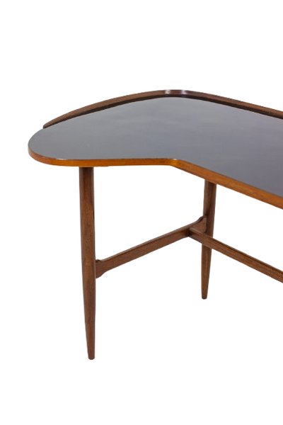 Bureau en teck, de forme libre. Années 1950. LS614859Q