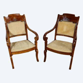 Paire de Fauteuils à Crosse en Noyer, époque Restauration – 1ère partie du XIXe 
