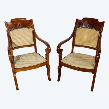 Paire de Fauteuils à Crosse en Noyer, époque Restauration – 1ère partie du XIXe 