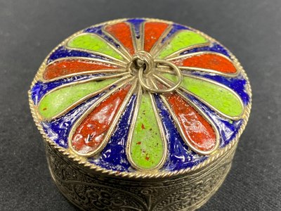 Berber box in silver-chased metal enhanced with polychrome enamel