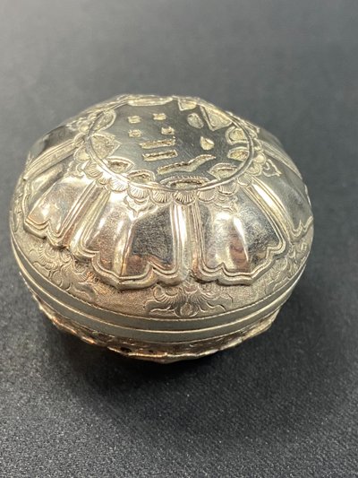 Boite à opium en argent massif Chine XIXe