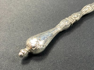 Große Lupe aus versilberter Bronze im Stil Ludwigs XVI.