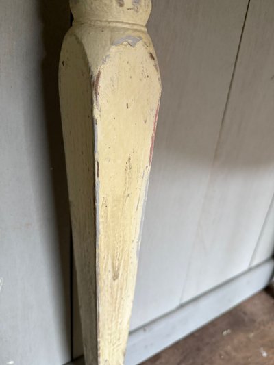 Table console demi lune datant du 18e siècle directoire patinée avec une peinture 