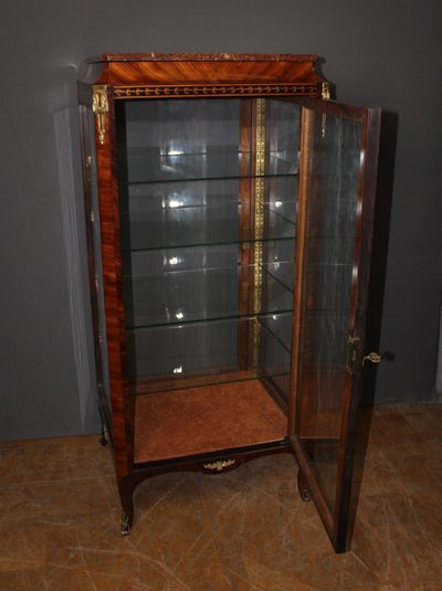 Vitrine Louis XV Quatre Faces Vitrées En Marqueterie Vers 1880