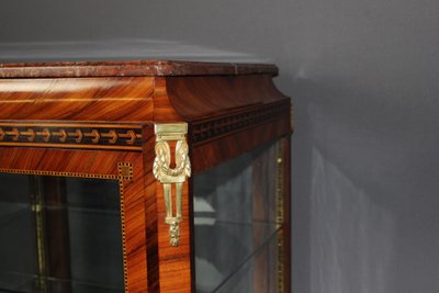 Vitrine Louis XV Quatre Faces Vitrées En Marqueterie Vers 1880