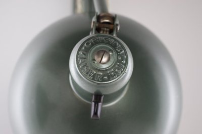 Lampe d’atelier ciseaux Kaiser Idell