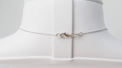 Collana in oro bianco e diamanti