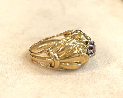 Anello con fiore