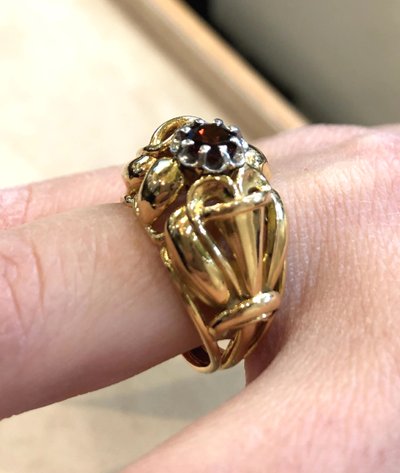Anello con fiore