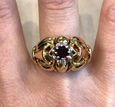 Anello con fiore