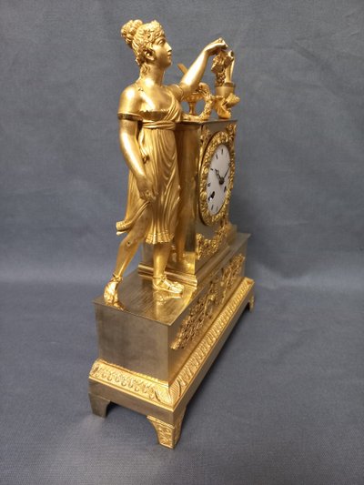 Pendeluhr aus der Zeit Charles X Bronze Vergoldet