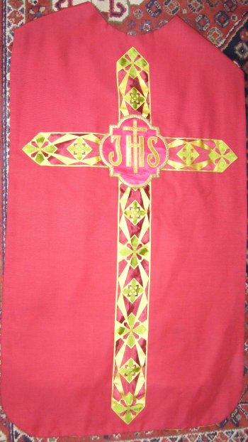 Chasuble in red ottoman period 1930 or 1940