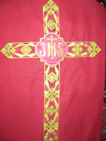 Chasuble in red ottoman period 1930 or 1940